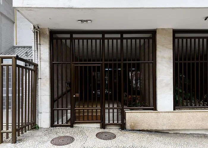 2 Quartos Em Copacabana Com Garagem | Bc 473/704
